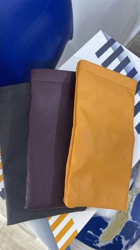 [P2301] Estuche fleje Vinipiel